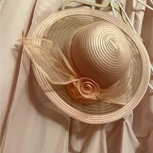 Lawliet hat fascinator high afternoon tea church peach sinamay flowers bow brim